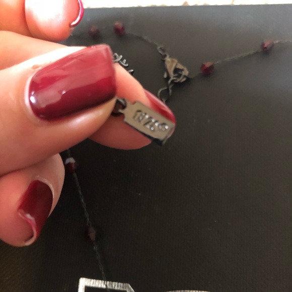 Red stone necklace and earring set - Picture 2 of 4